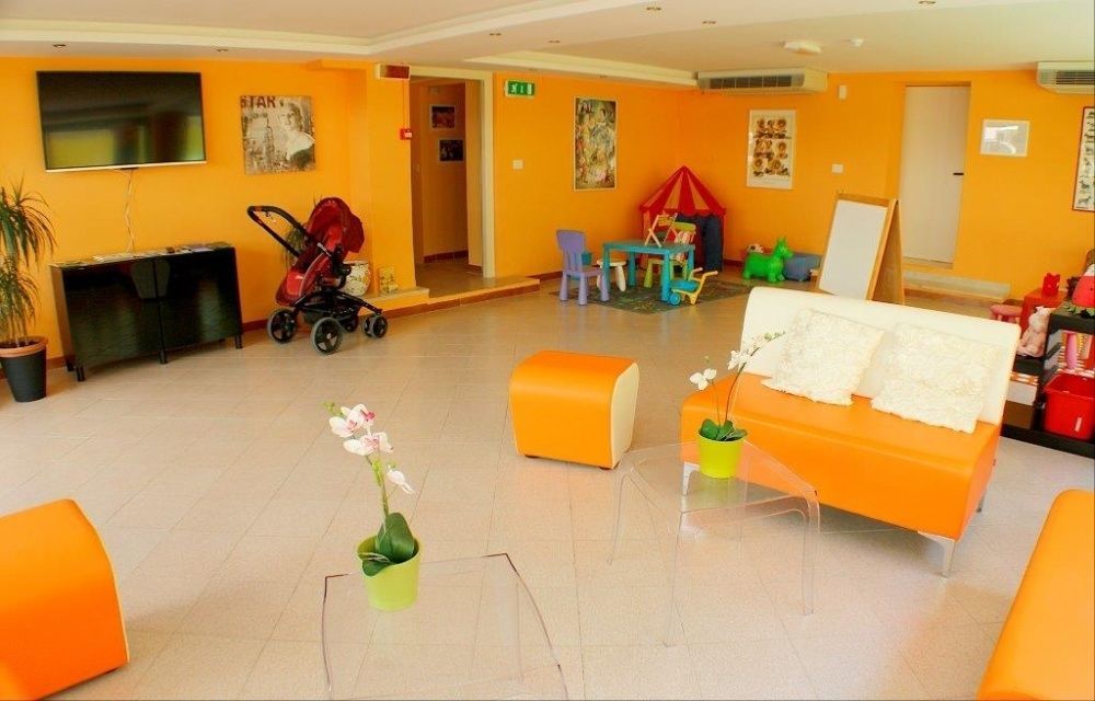 Hotel Jasmine Beach Rimini Exterior photo