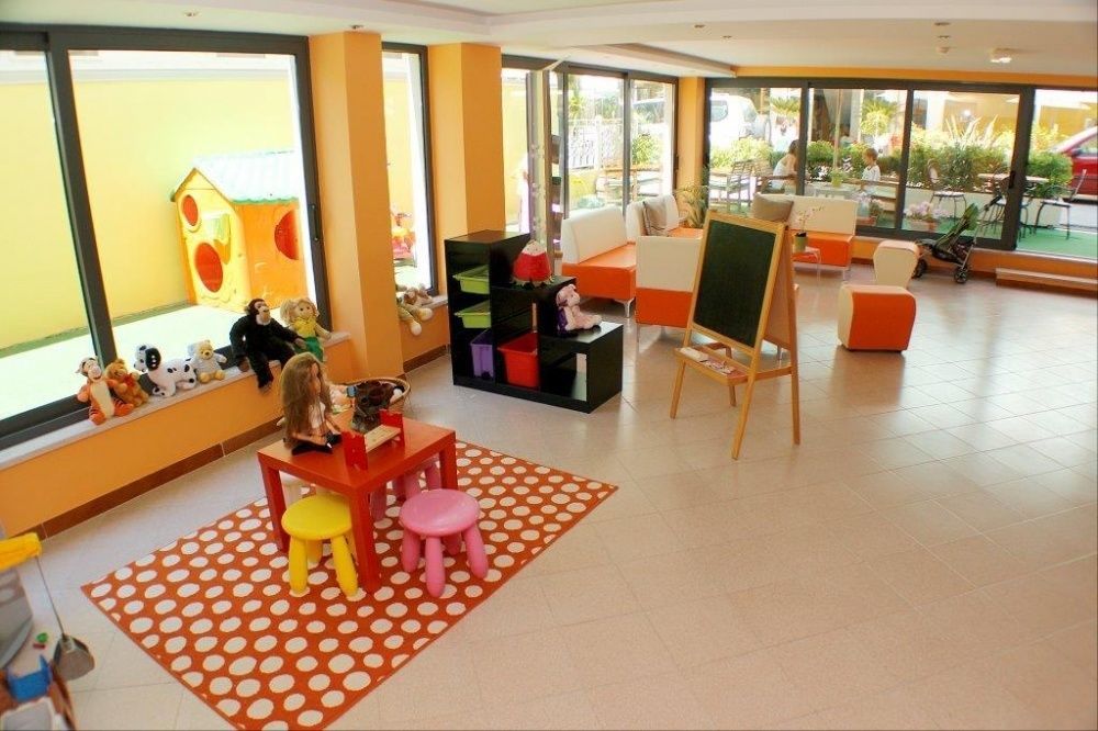 Hotel Jasmine Beach Rimini Exterior photo